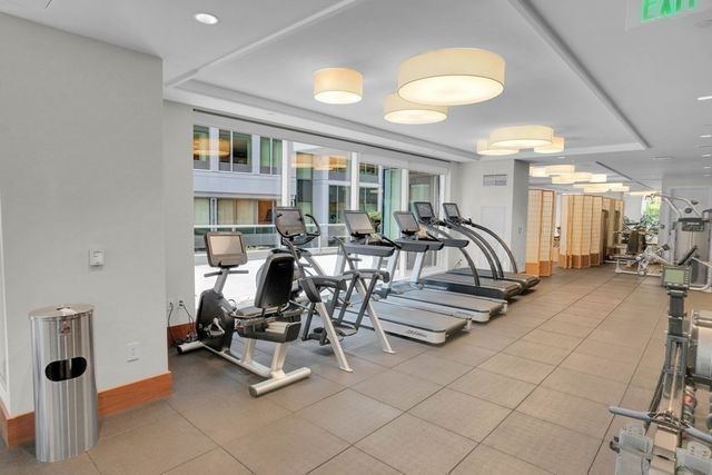 22 Liberty Dr 10G, Boston, MA 02210