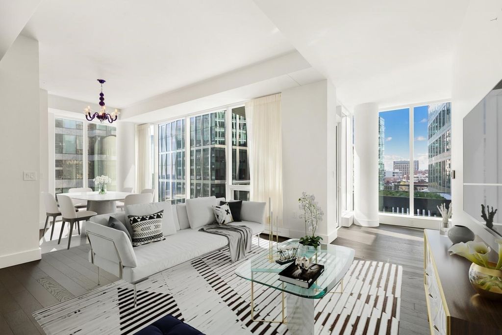 22 Liberty Dr 10G, Boston, MA 02210