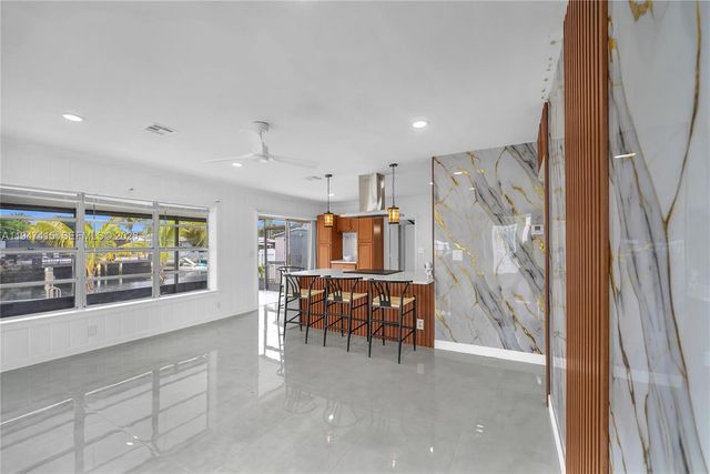 2718 Sherman St, Hollywood, FL 33020