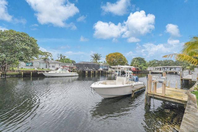 2718 Sherman St, Hollywood, FL 33020