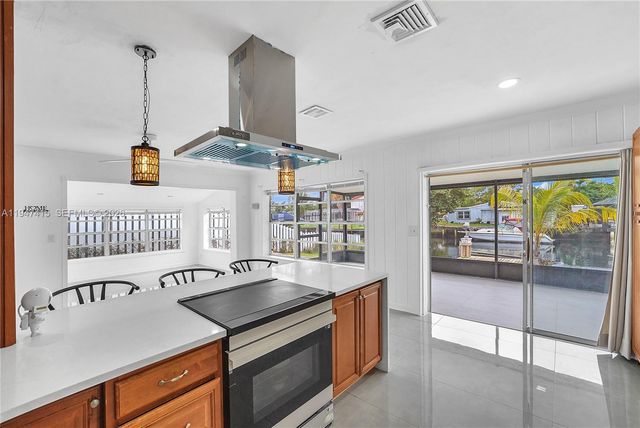 2718 Sherman St, Hollywood, FL 33020