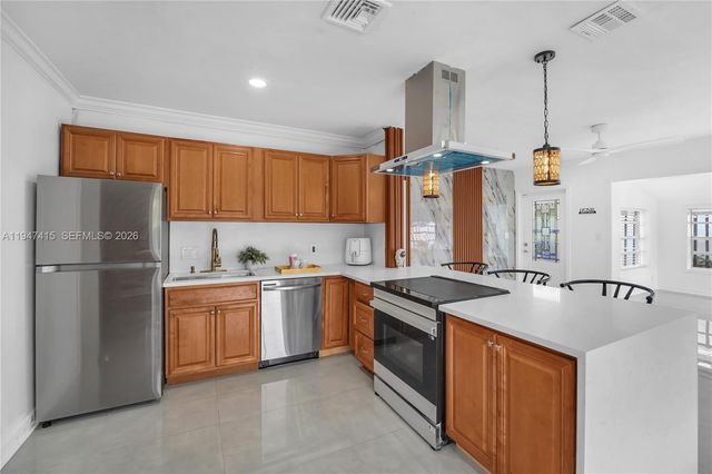 2718 Sherman St, Hollywood, FL 33020