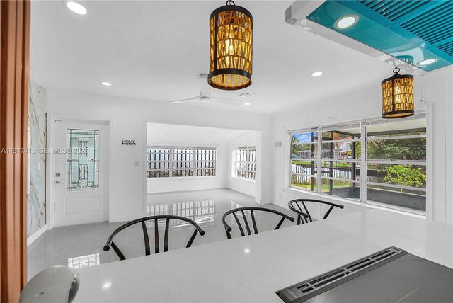 2718 Sherman St, Hollywood, FL 33020