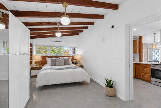 2718 Sherman St, Hollywood, FL 33020