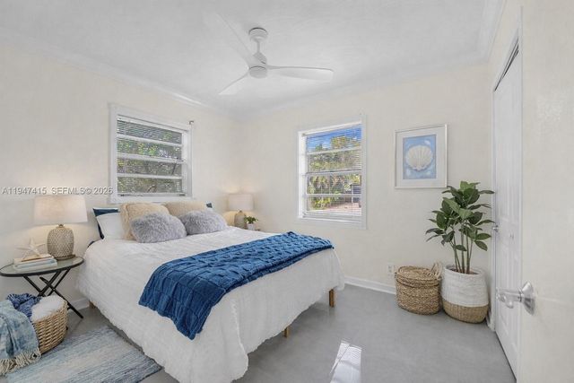 2718 Sherman St, Hollywood, FL 33020