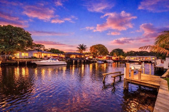 2718 Sherman St, Hollywood, FL 33020