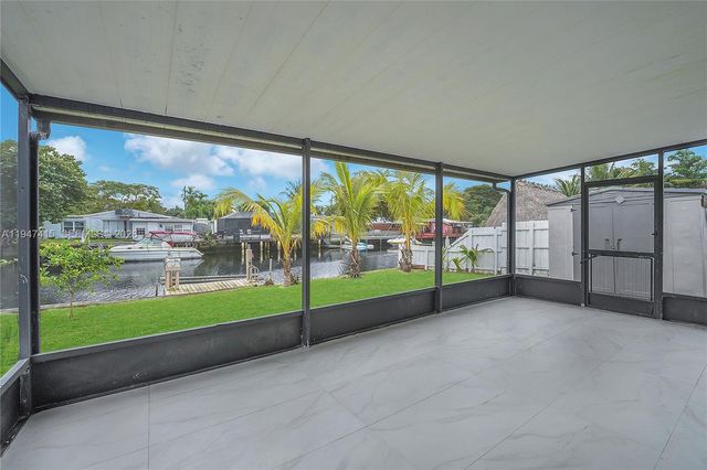 2718 Sherman St, Hollywood, FL 33020