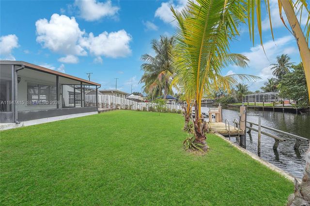 2718 Sherman St, Hollywood, FL 33020