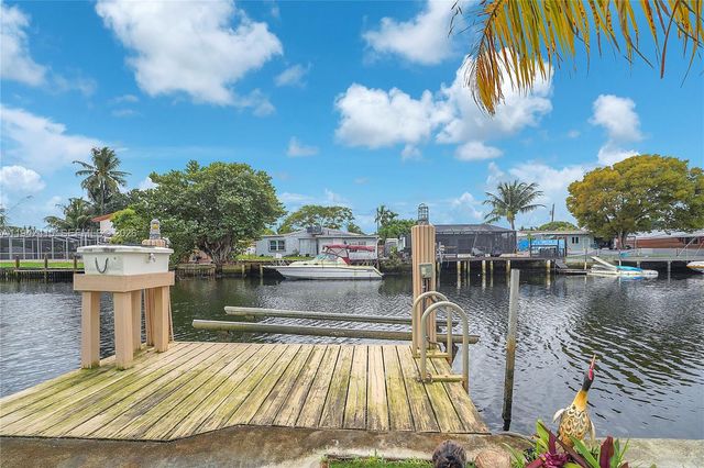 2718 Sherman St, Hollywood, FL 33020