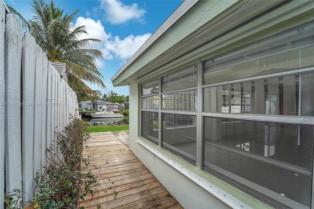2718 Sherman St, Hollywood, FL 33020