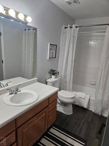 17 Trent Court, Pueblo, CO 81005