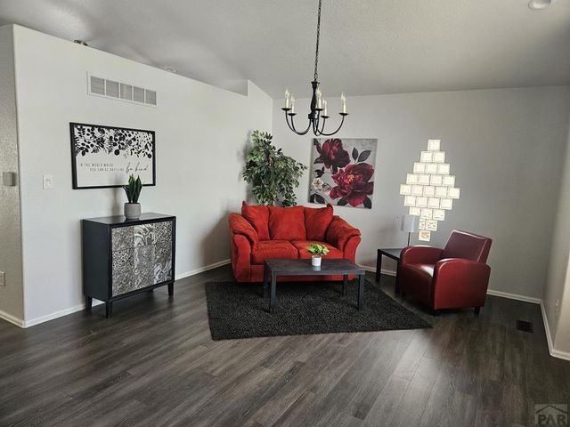 17 Trent Court, Pueblo, CO 81005
