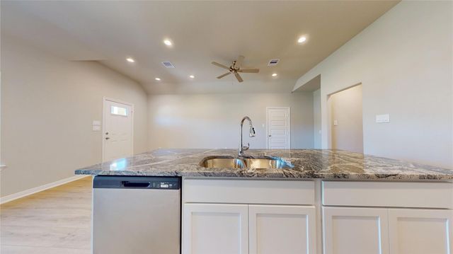 16701 Eastchase Street, Montgomery, TX 77316