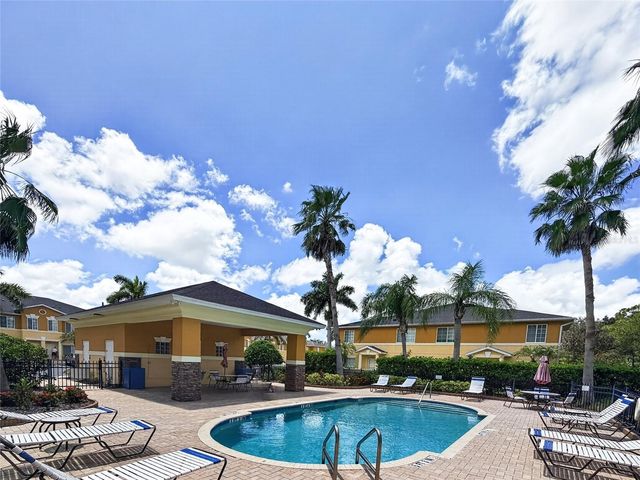 13068 TIGERS EYE DR, Venice, FL 34292