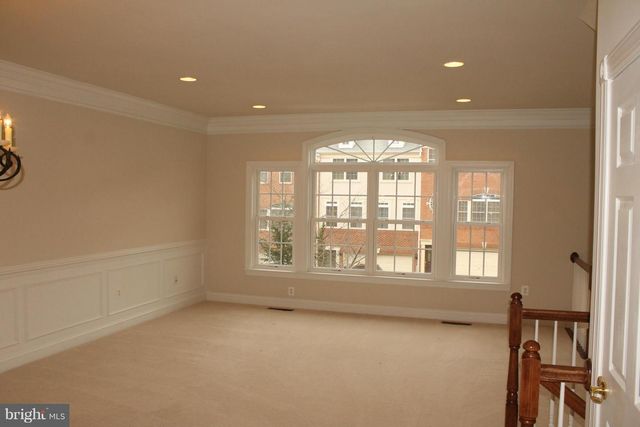 47567 ROYAL BURNHAM TER, Sterling, VA 20165