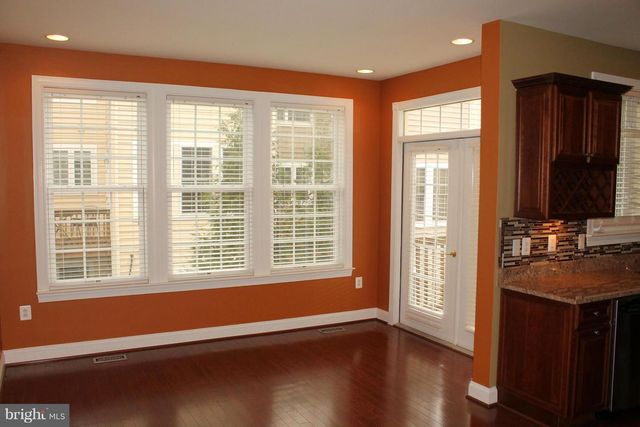 47567 ROYAL BURNHAM TER, Sterling, VA 20165