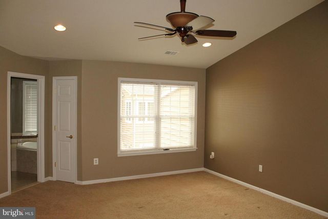 47567 ROYAL BURNHAM TER, Sterling, VA 20165