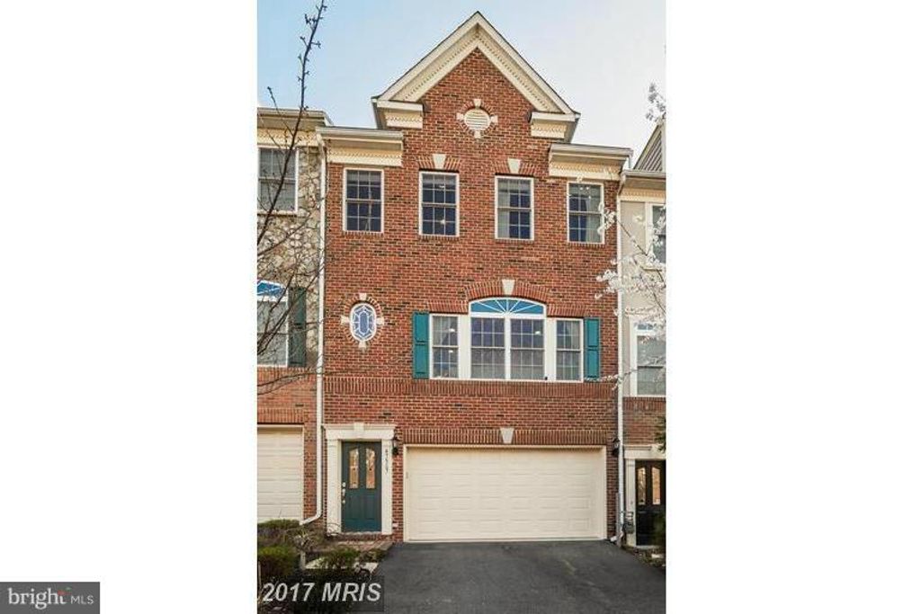 47567 ROYAL BURNHAM TER, Sterling, VA 20165