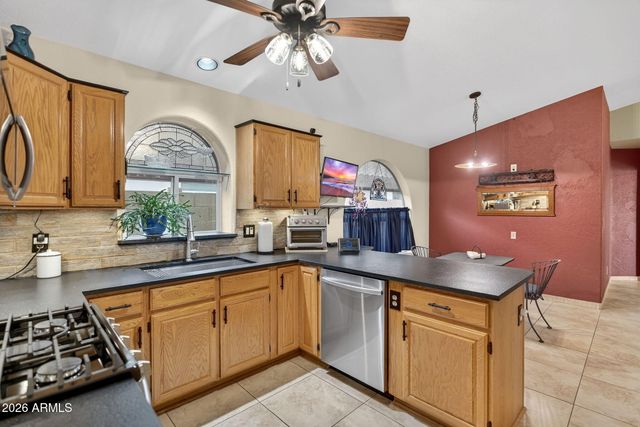 9750 W YUKON Drive, Peoria, AZ 85382