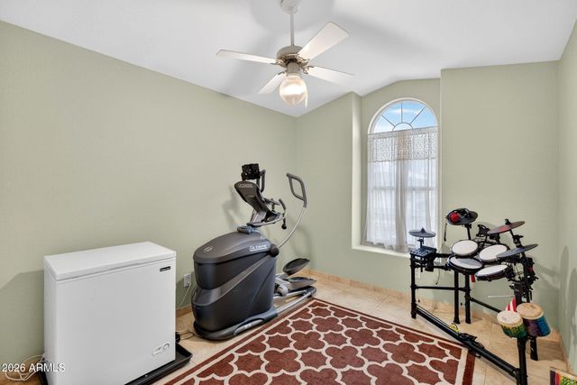 9750 W YUKON Drive, Peoria, AZ 85382