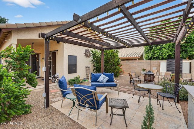 9750 W YUKON Drive, Peoria, AZ 85382