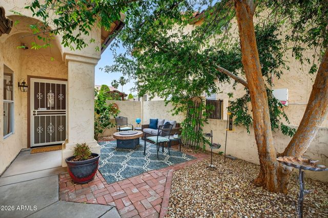 9750 W YUKON Drive, Peoria, AZ 85382