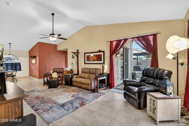 9750 W YUKON Drive, Peoria, AZ 85382