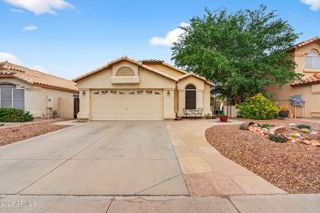 9750 W YUKON Drive, Peoria, AZ 85382