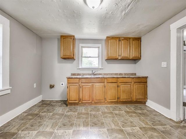 407 SE 25th Street, Oklahoma City, OK 73129