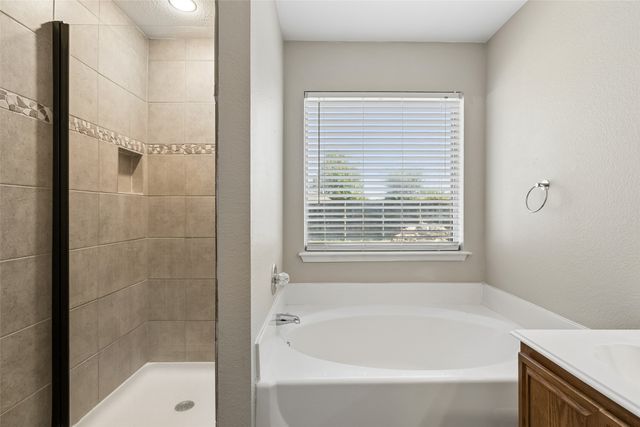 106 Windy Knoll Lane, Wylie, TX 75098