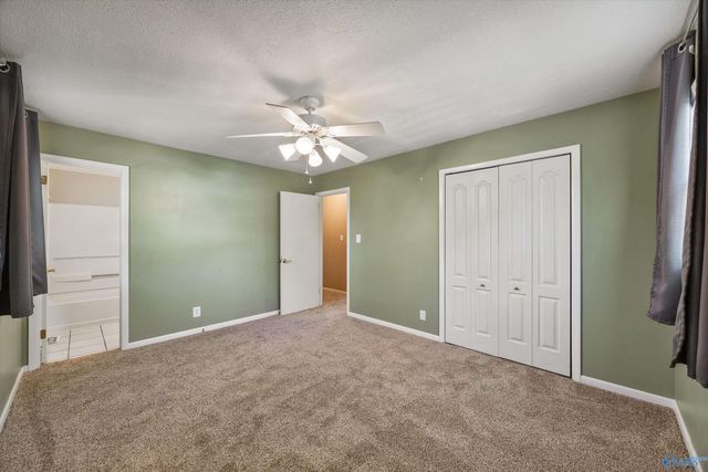 9027 Craigmont Road, Huntsville, AL 35802