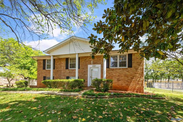 9027 Craigmont Road, Huntsville, AL 35802