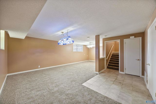 9027 Craigmont Road, Huntsville, AL 35802