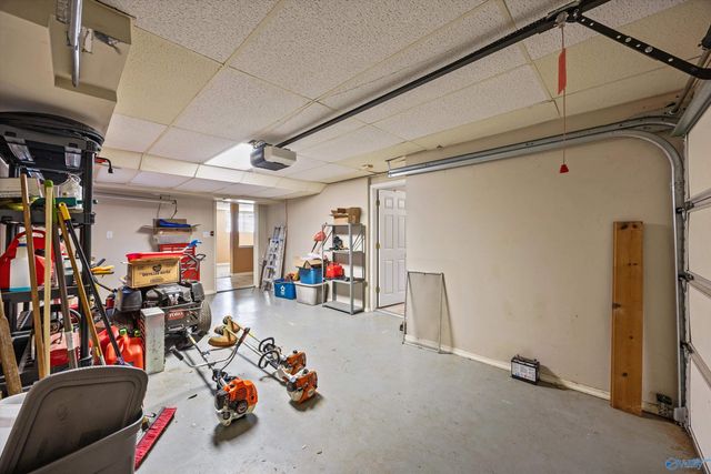 9027 Craigmont Road, Huntsville, AL 35802