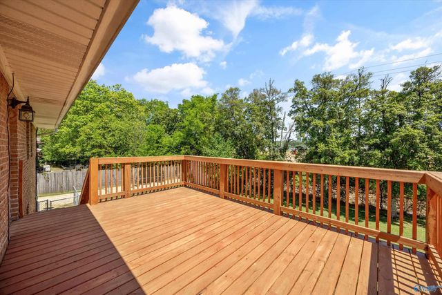 9027 Craigmont Road, Huntsville, AL 35802