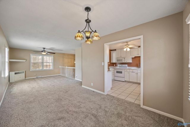 9027 Craigmont Road, Huntsville, AL 35802