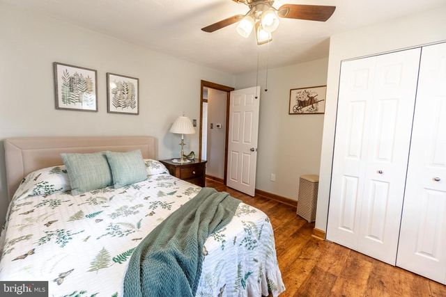 525 LOCUST ST, Hanover, PA 17331