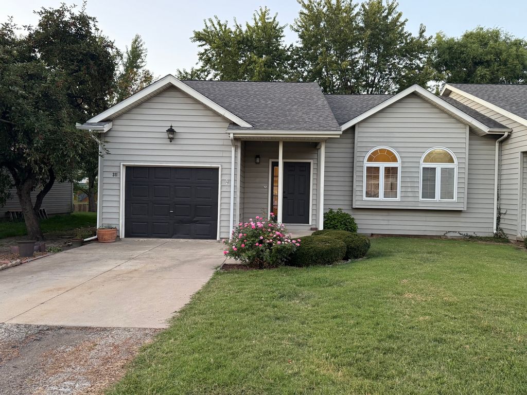 311 W Franklin Street, Princeton, IL 61356