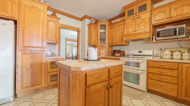 1340 E 2700 North Road, Ashkum, IL 60911