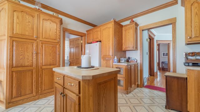 1340 E 2700 North Road, Ashkum, IL 60911