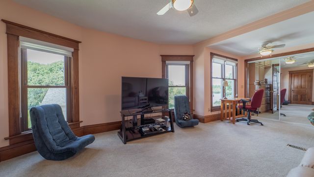 1340 E 2700 North Road, Ashkum, IL 60911