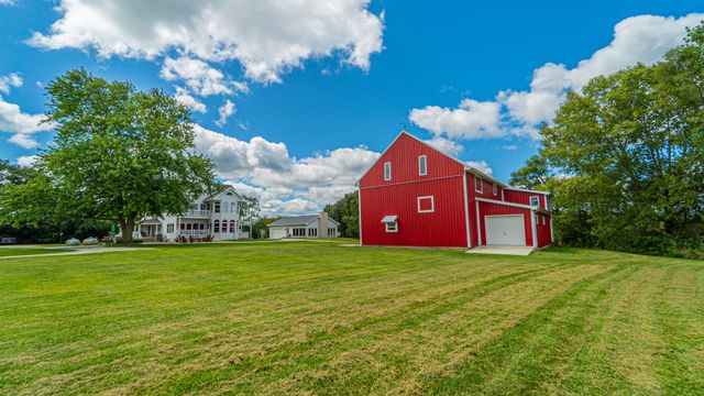 1340 E 2700 North Road, Ashkum, IL 60911