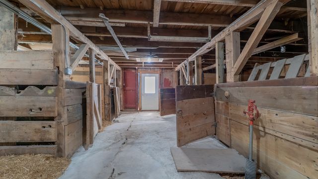 1340 E 2700 North Road, Ashkum, IL 60911