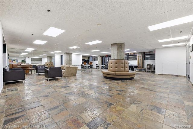 6533 E Jefferson Avenue 307, Detroit, MI 48207