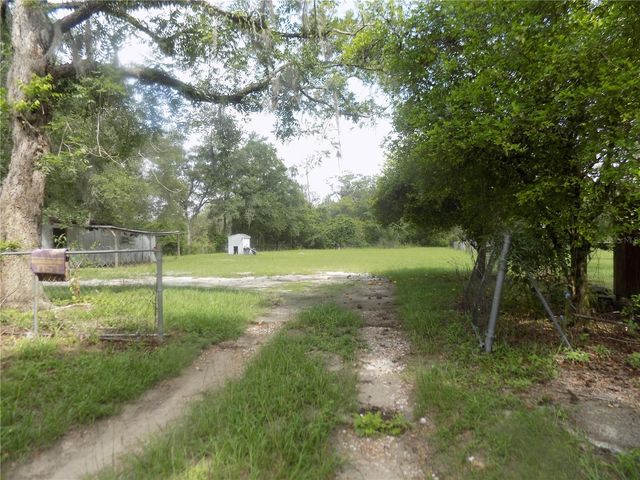 8708 NE WALDO ROAD, Gainesville, FL 32609