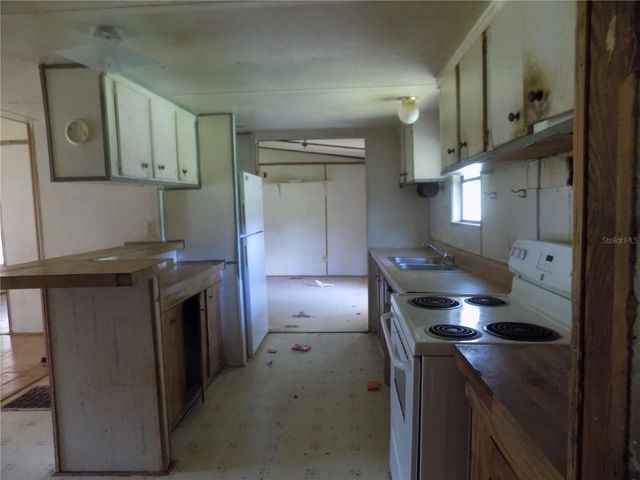 8708 NE WALDO ROAD, Gainesville, FL 32609