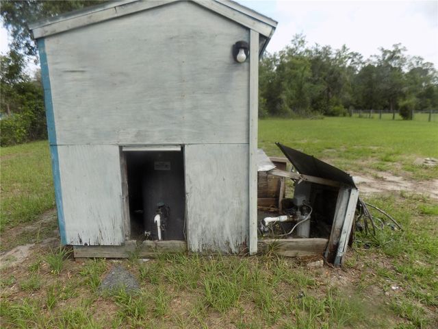 8708 NE WALDO ROAD, Gainesville, FL 32609