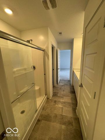 2321 S Stonehill Way, New Palestine, IN 46163