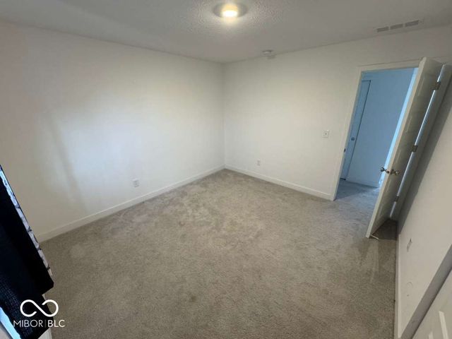 2321 S Stonehill Way, New Palestine, IN 46163