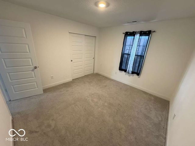 2321 S Stonehill Way, New Palestine, IN 46163